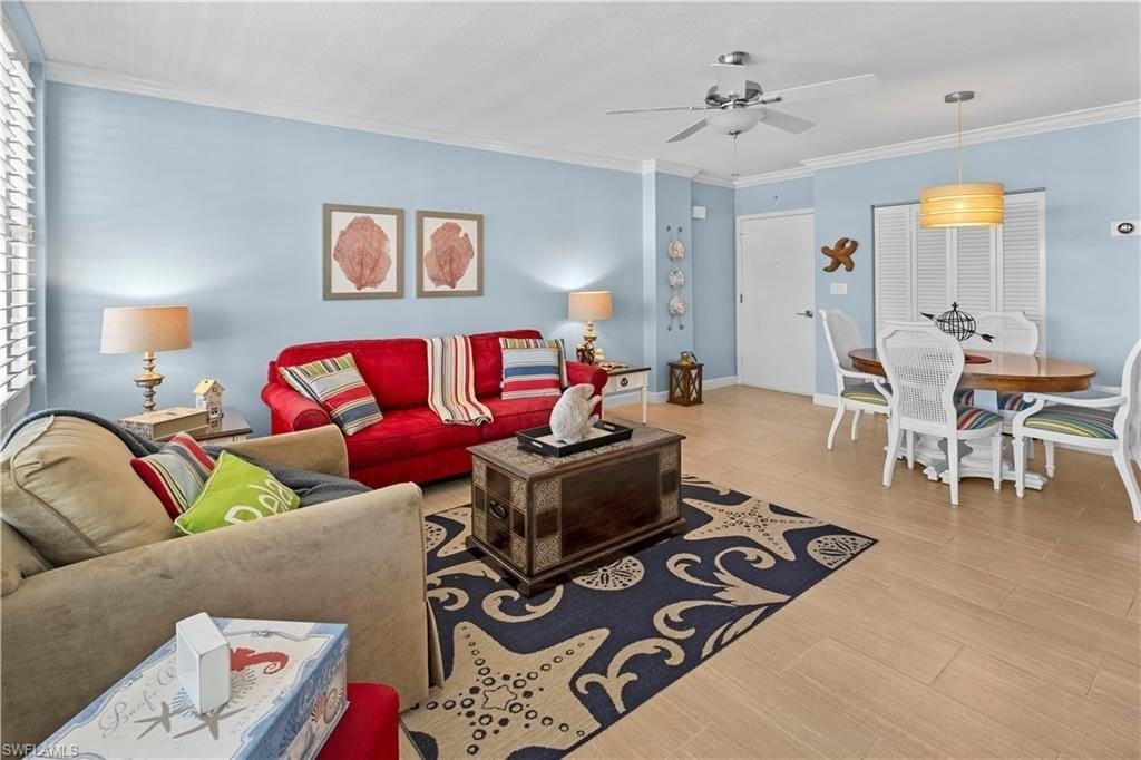 240 Seaview Ct Apt 413 #413 - Photo 4 of 35