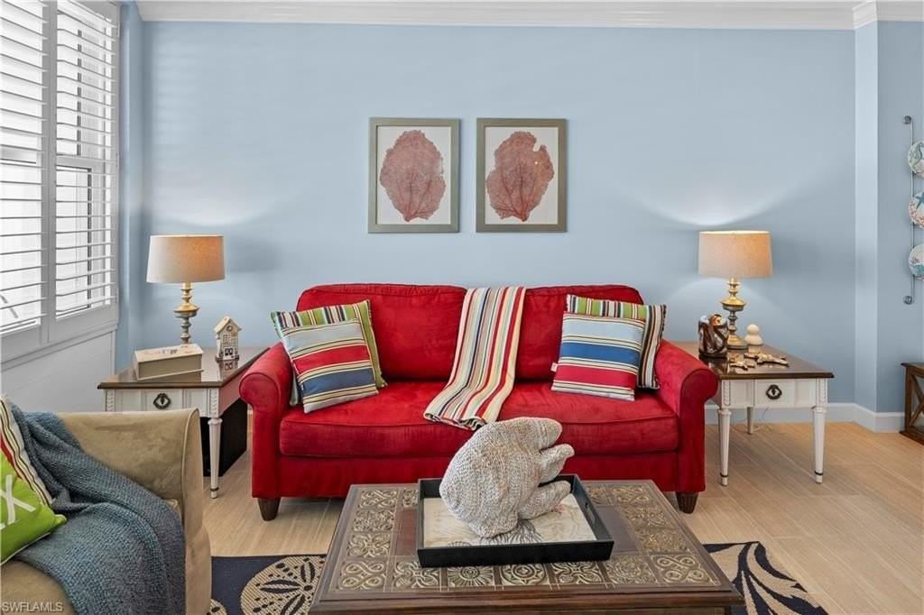 240 Seaview Ct Apt 413 #413 - Photo 7 of 35
