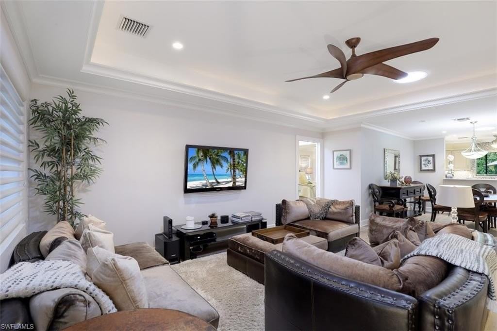 1199 9th Ave N - Photo 7 of 24