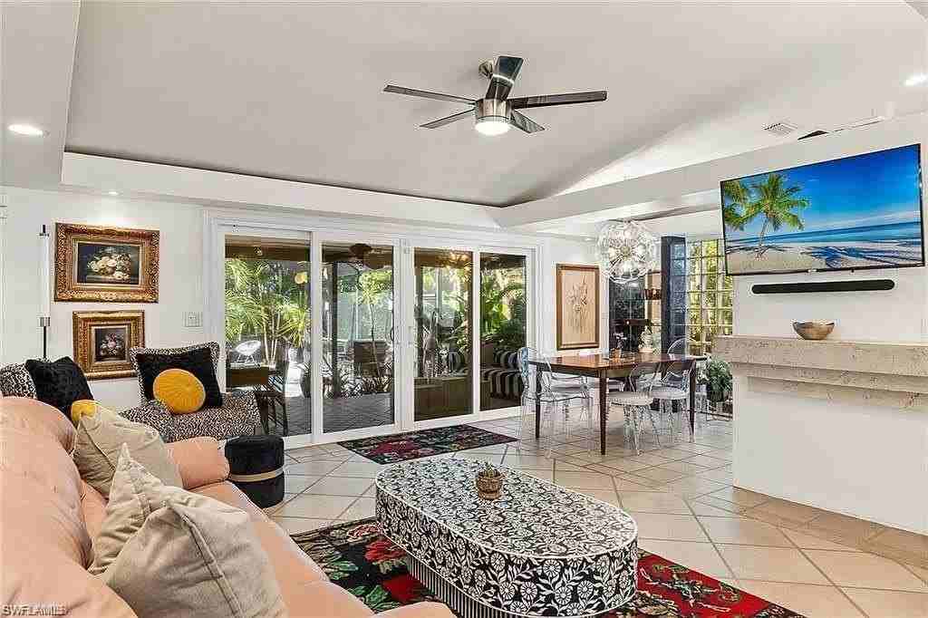 792 108th Ave N - Photo 2 of 25