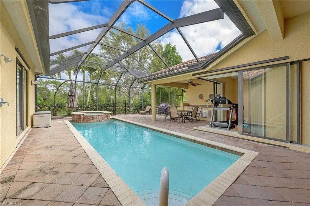 975 Tivoli Ct - Photo 5 of 46