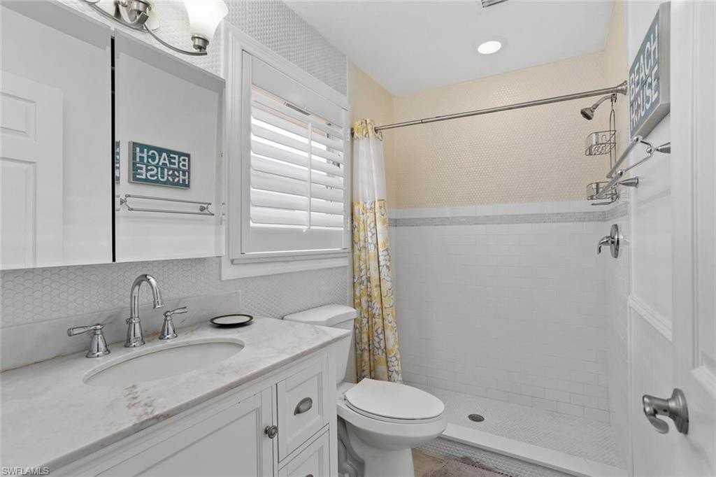 534 96th Ave N - Photo 7 of 20