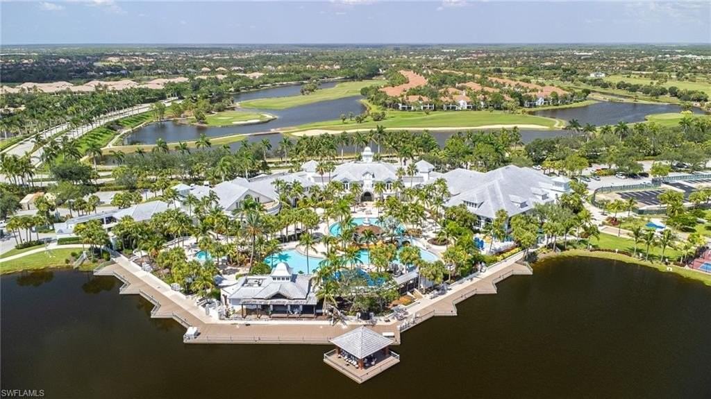 3975 Deer Crossing Ct Apt 102 #102 - Photo 7 of 32