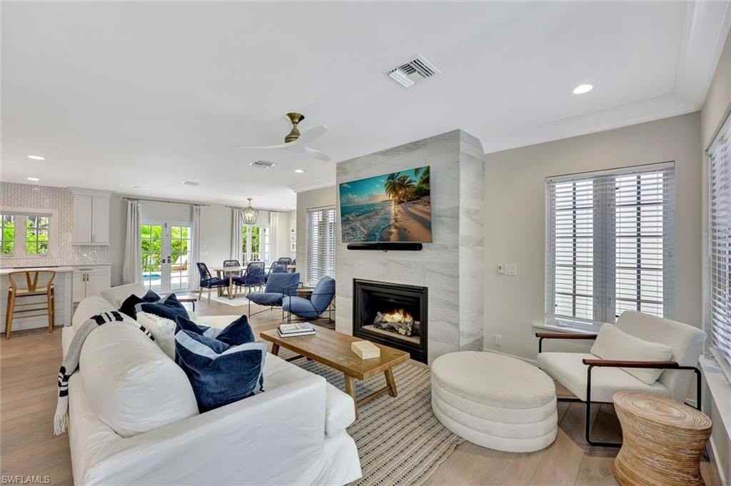 1500 Pelican Ave - Photo 3 of 45