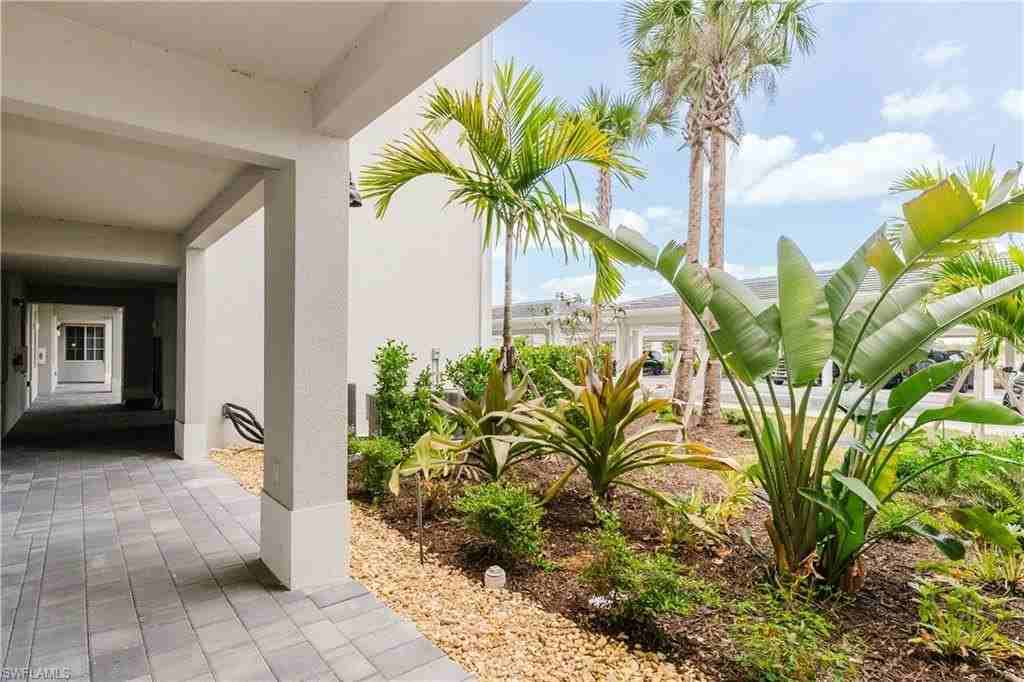 5715 Double Eagle Cir Unit 4413 #4413