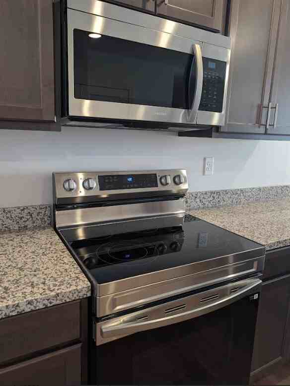 110 Hansbrough Place - Photo 5 of 12