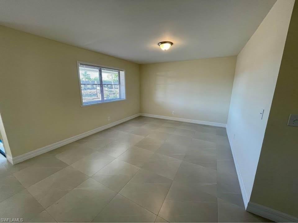 4052 Bayshore Dr Apt 526 #526 - Photo 4 of 19