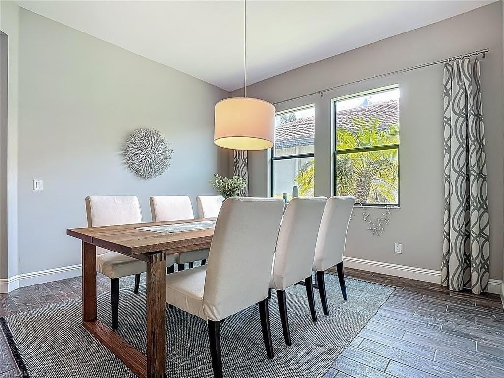 4524 Tamarind Way - Photo 4 of 50