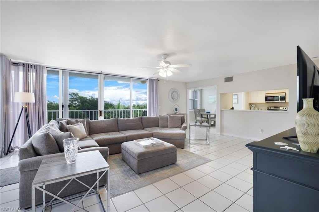 5550 Heron Point Dr #304 - Photo 2 of 19