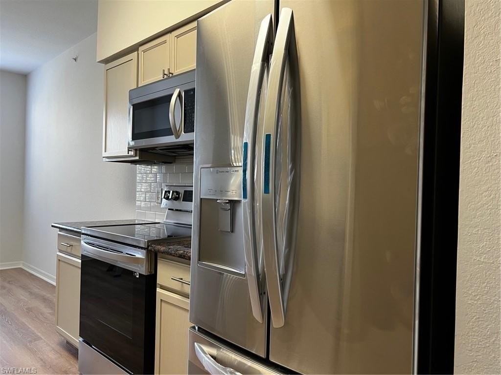 7925 Preserve Cir Apt 326 #326 - Photo 6 of 45