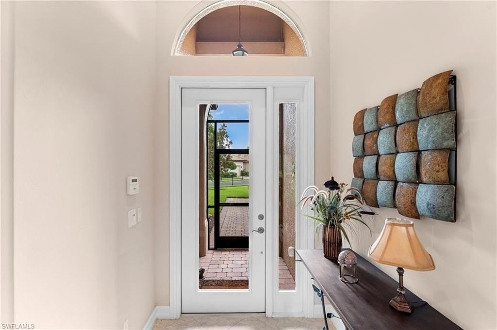 6155 Dogleg Dr - Photo 5 of 36