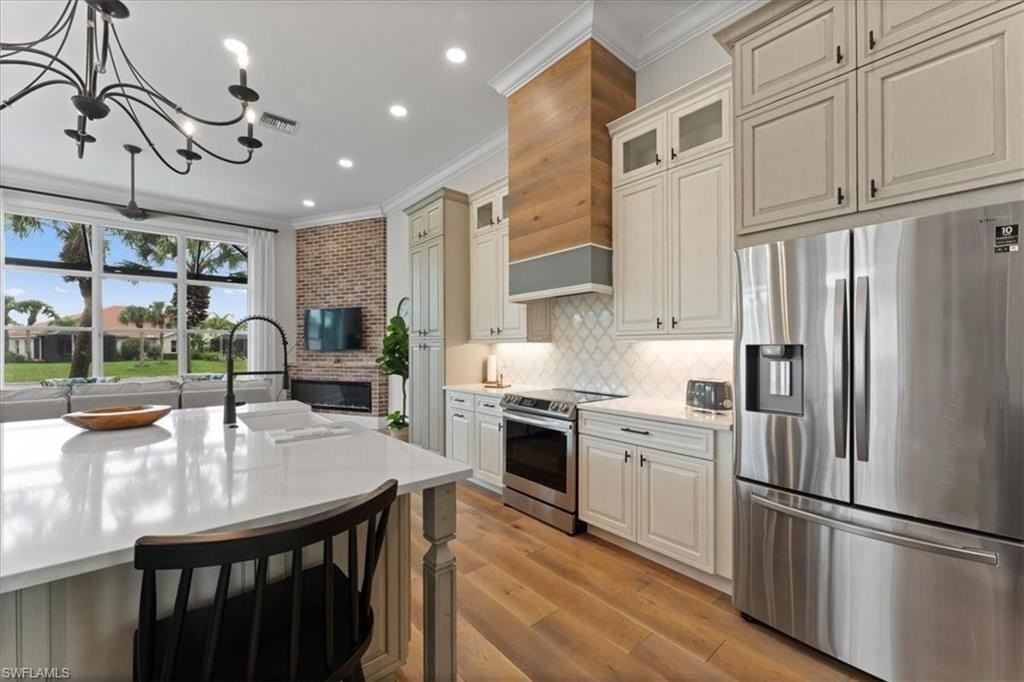 8541 Pepper Tree Way - Photo 6 of 41