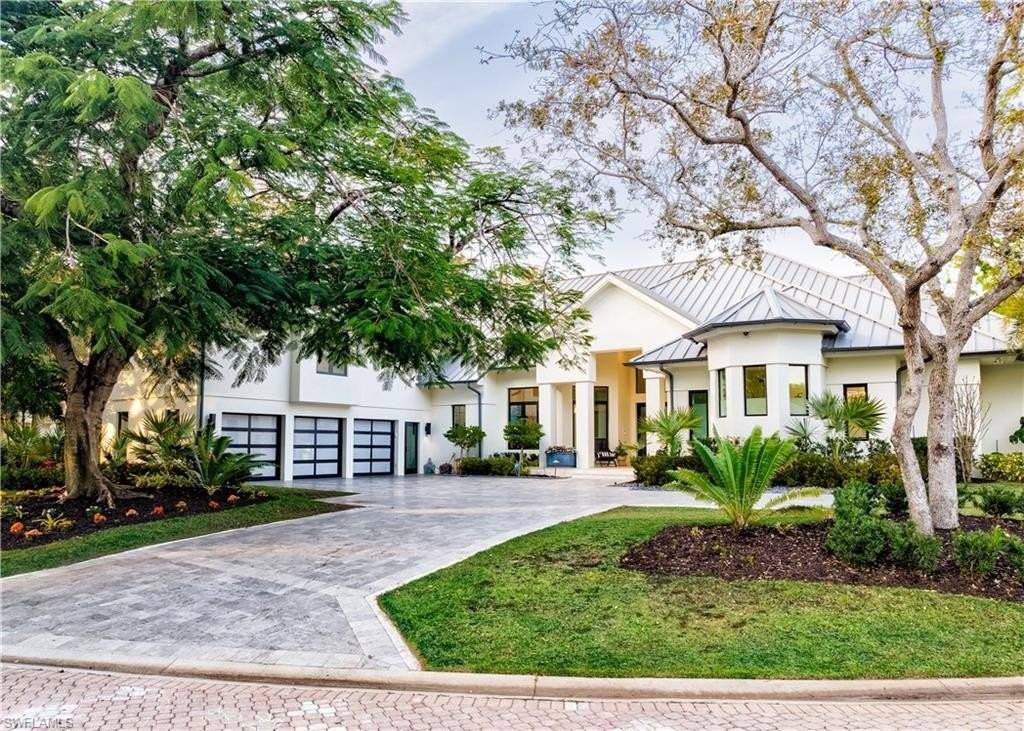 681 Katemore Ln - Photo 2 of 50