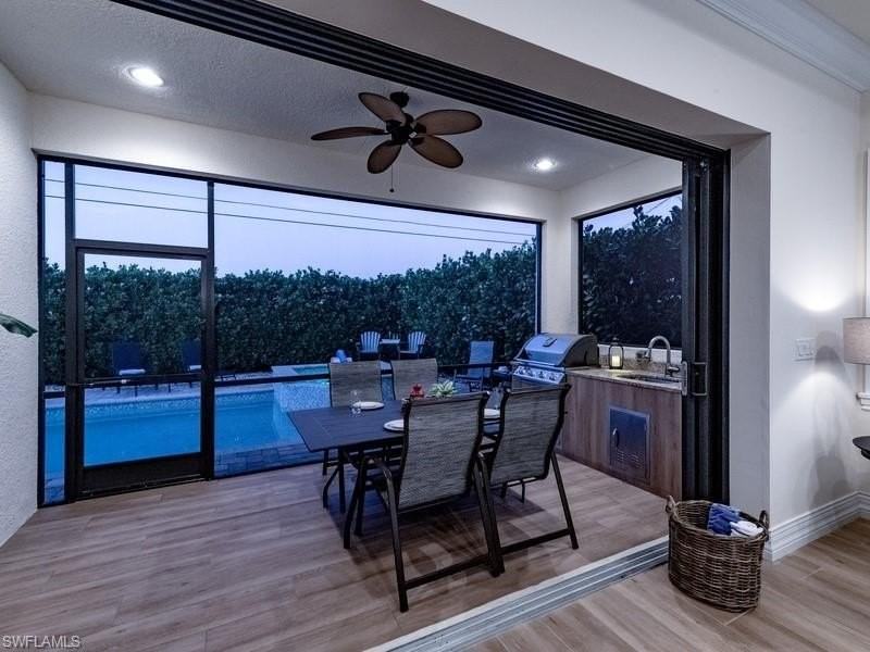 631 100th Ave N - Photo 5 of 35