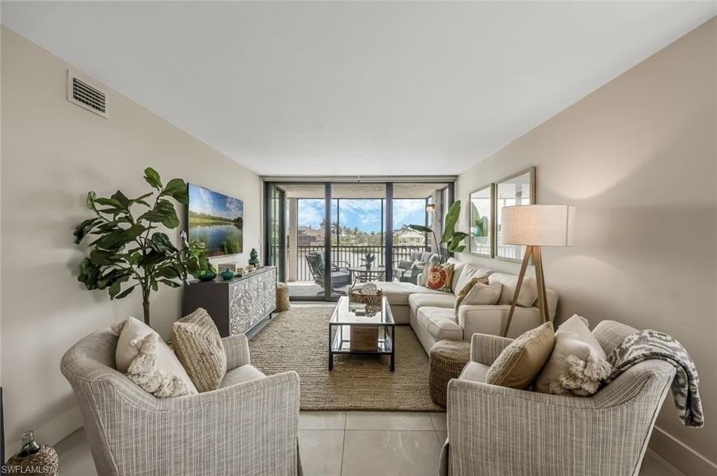 10562 Gulf Shore Dr Apt 202 #202 - Photo 2 of 17