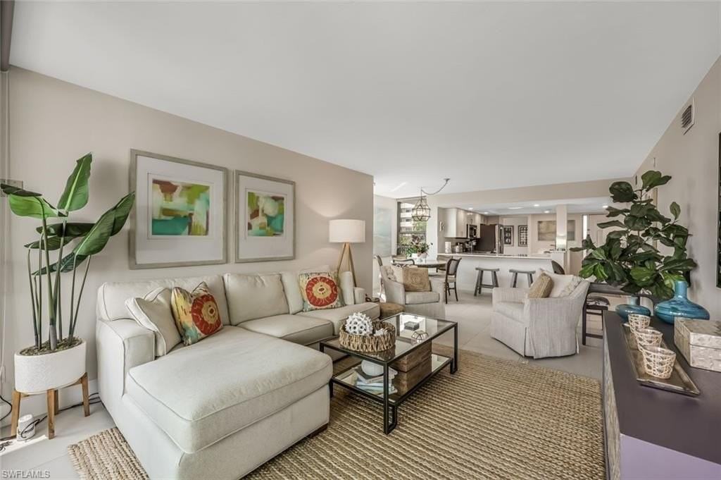 10562 Gulf Shore Dr Apt 202 #202 - Photo 4 of 17