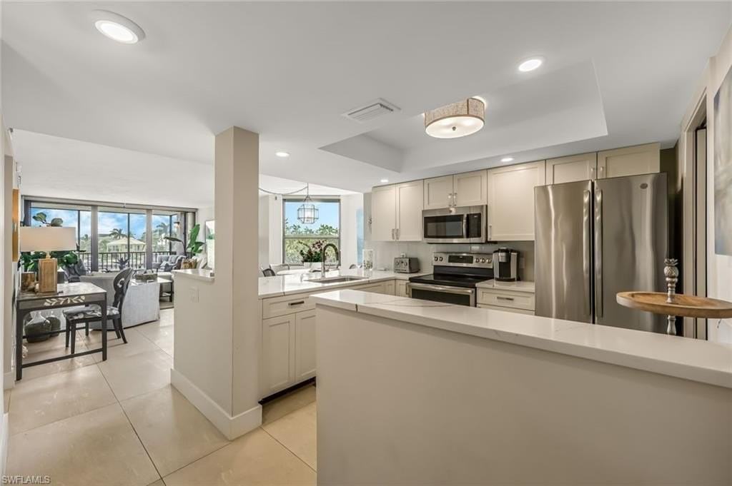 10562 Gulf Shore Dr Apt 202 #202 - Photo 7 of 17