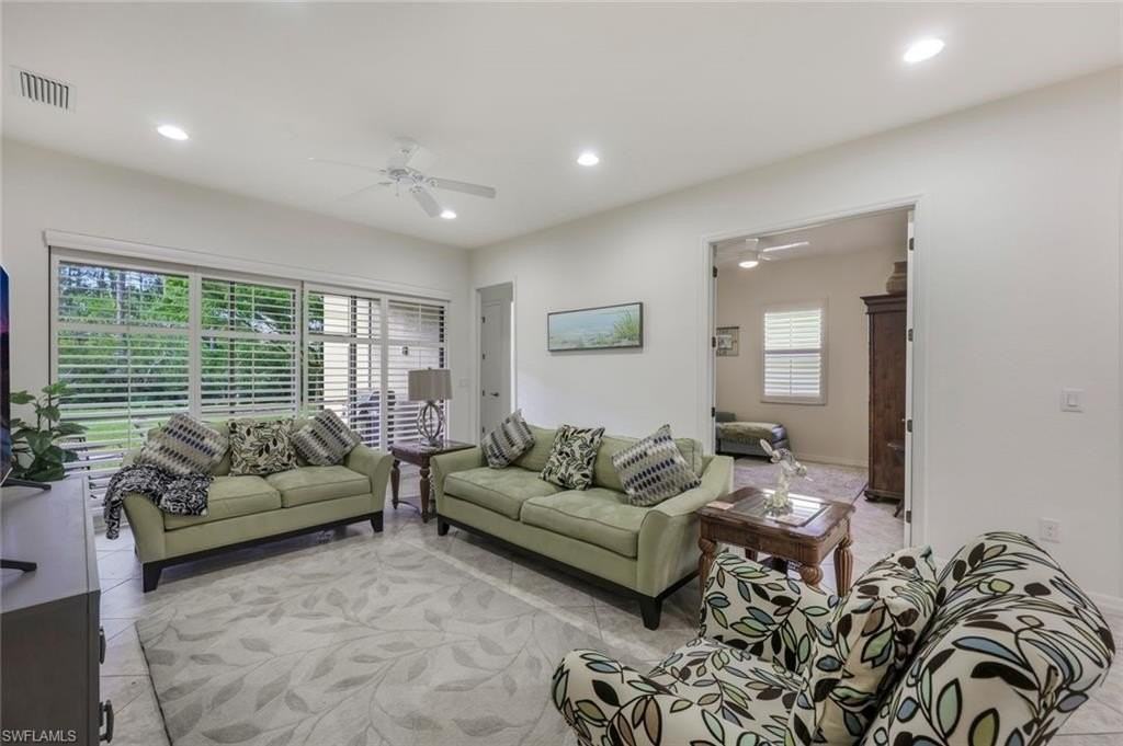 11072 Esteban Dr - Photo 3 of 20