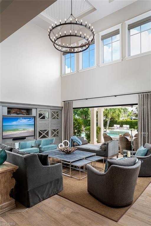 3170 Crayton Rd - Photo 4 of 50