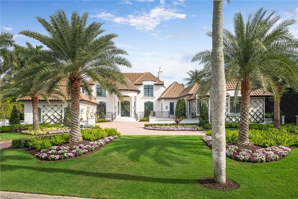 2595 Half Moon Walk - Photo 2 of 48