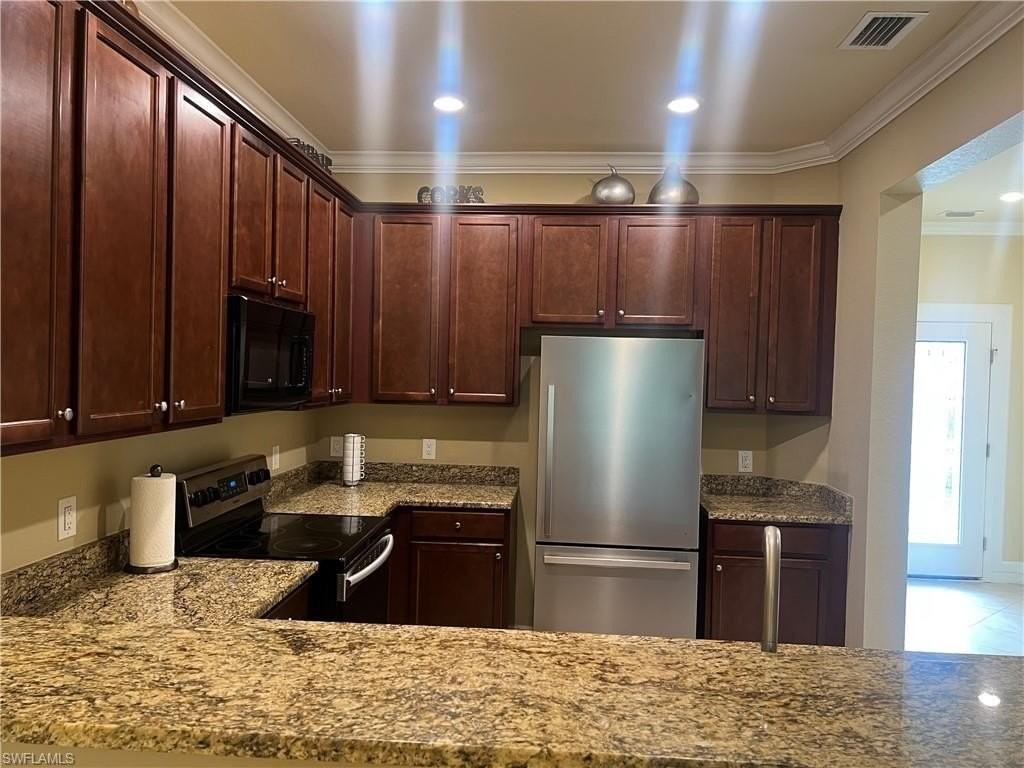 10300 Via Colomba Cir - Photo 6 of 46