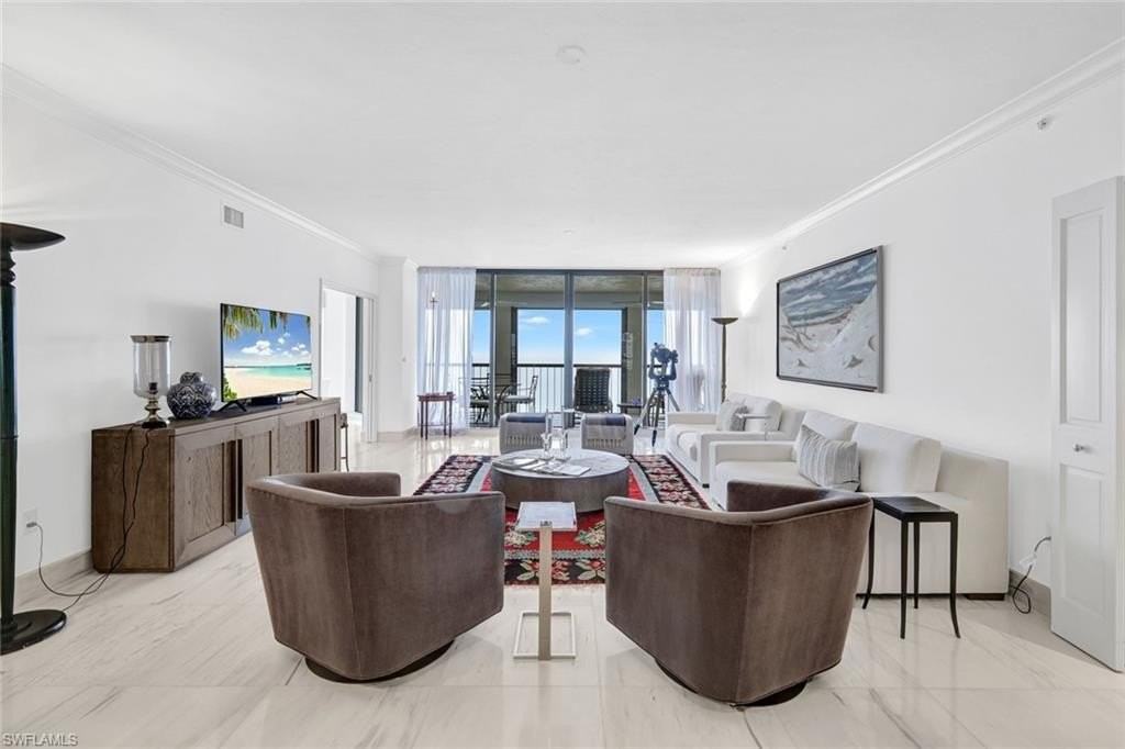 8171 Bay Colony Dr Apt 1502 #1502 - Photo 3 of 18