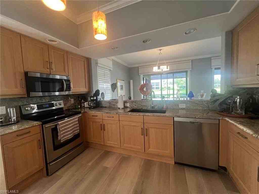 817 Regency Reserve Cir Apt 3901 #3901 - Photo 6 of 35