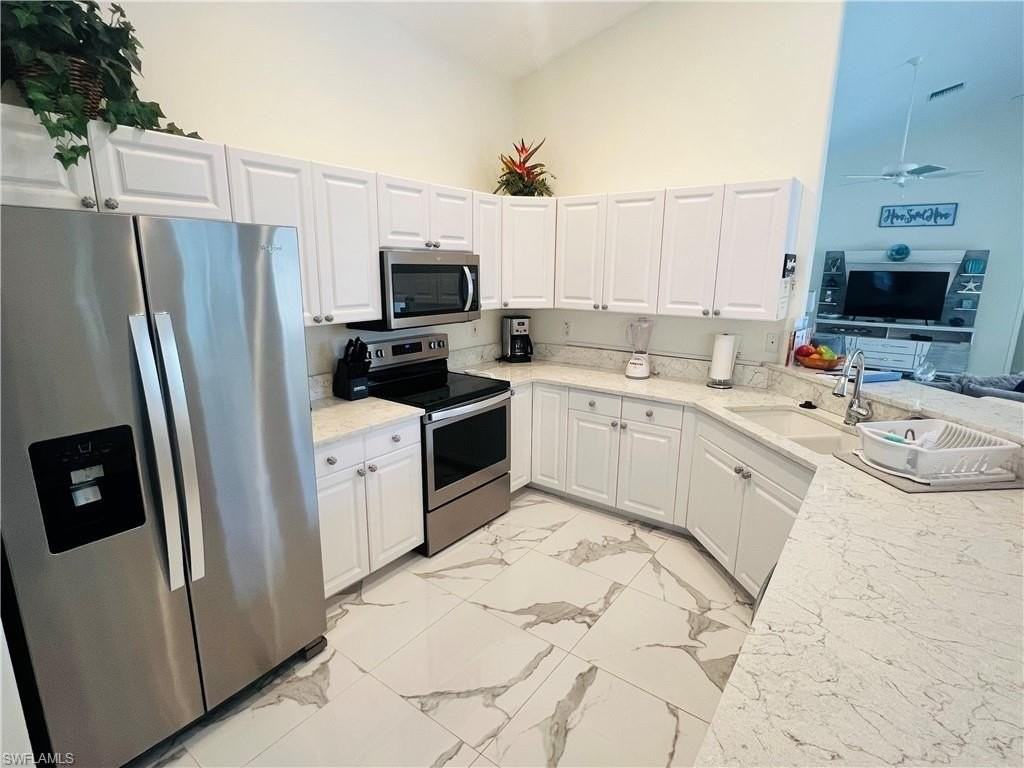 1031 Tivoli Ln - Photo 3 of 20