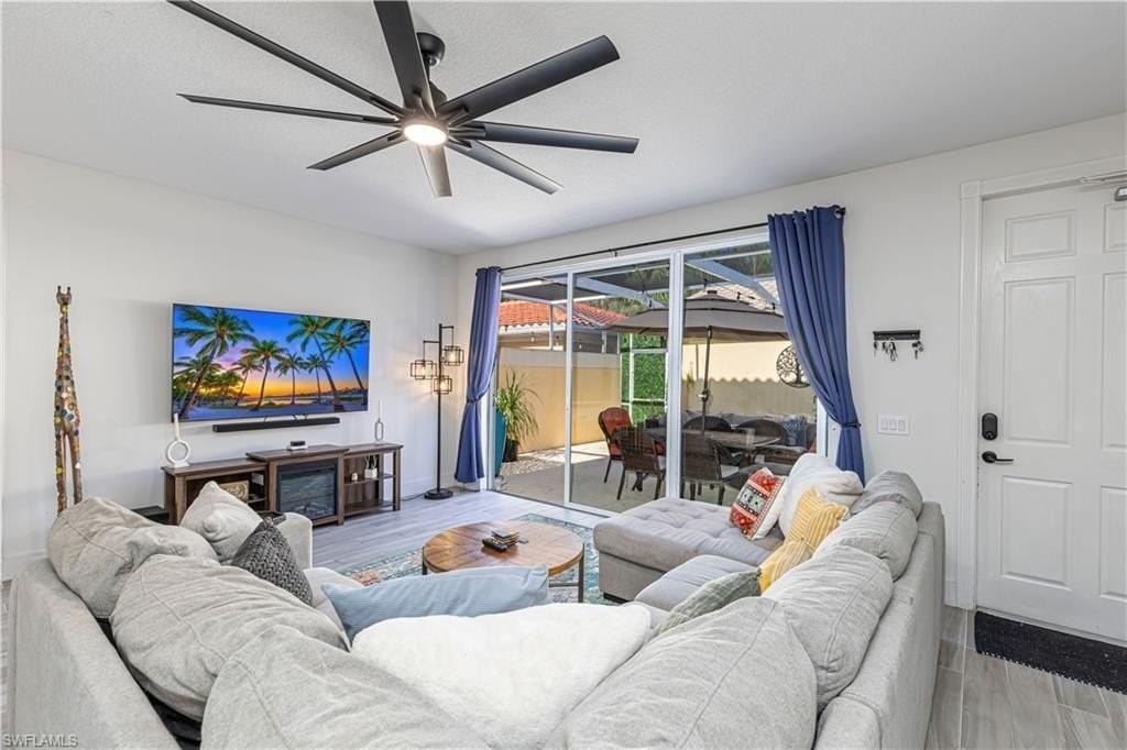 28572 Alessandria Cir - Photo 4 of 33