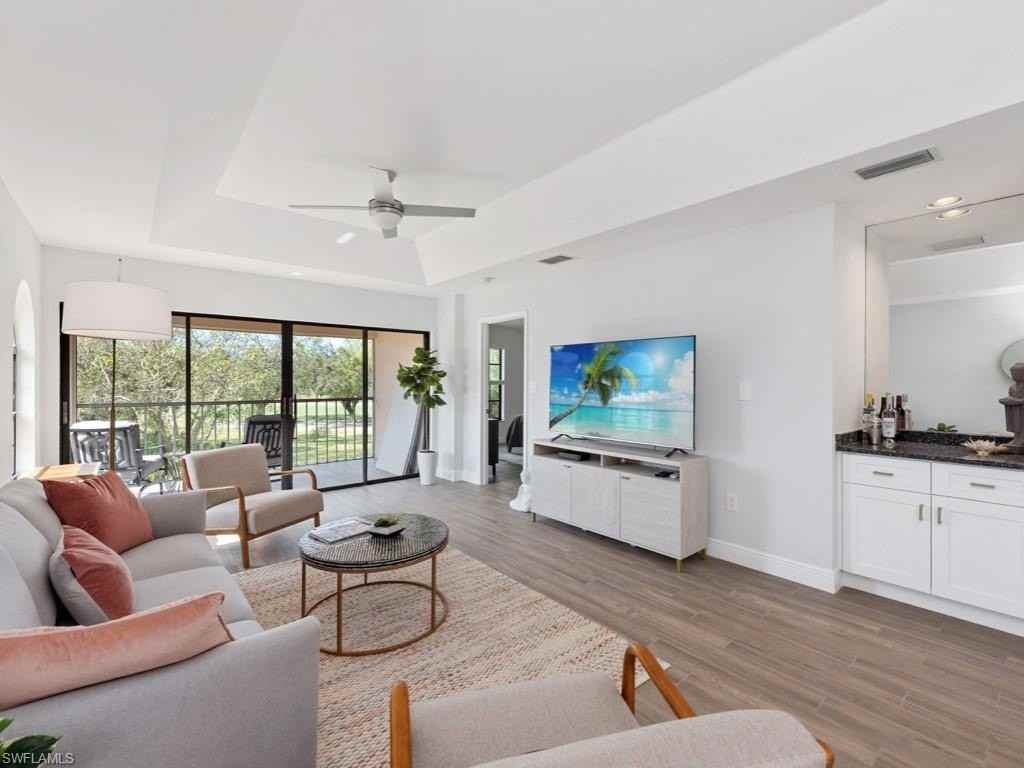 709 Augusta Blvd Unit 709-5 #709-5 - Photo 2 of 16