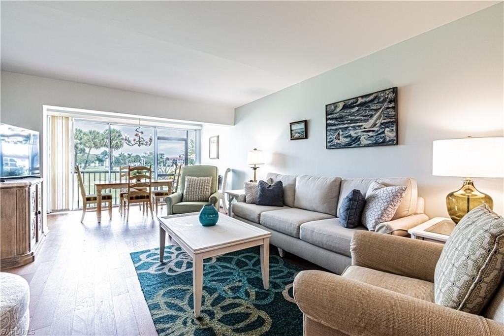 1 High Point Cir W Apt 102 #102 - Photo 3 of 35