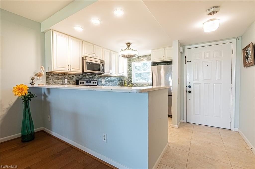 1 High Point Cir W Apt 102 #102 - Photo 5 of 35