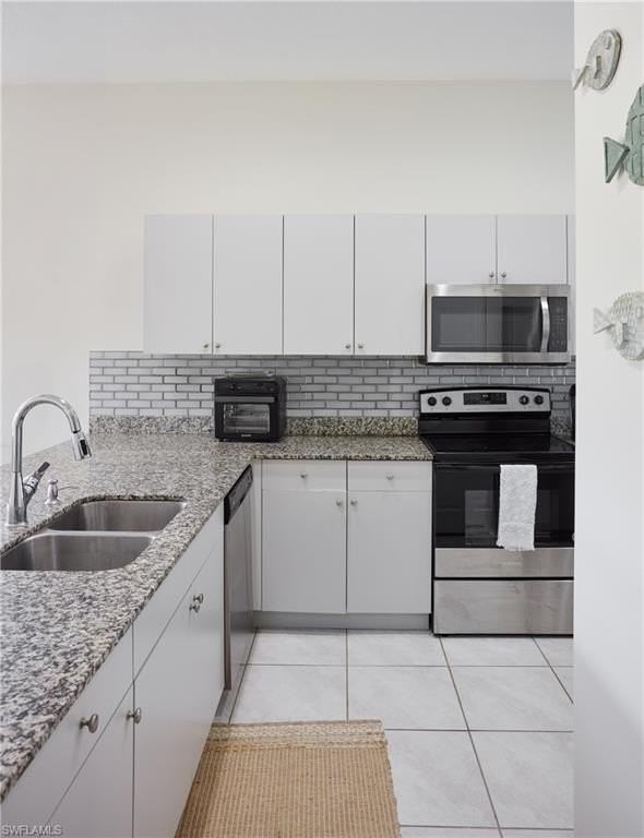 5563 Useppa Dr - Photo 3 of 33