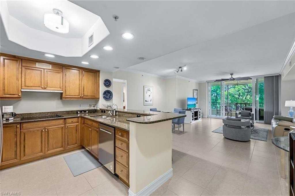 2728 Tiburon Blvd E #A204 - Photo 6 of 20