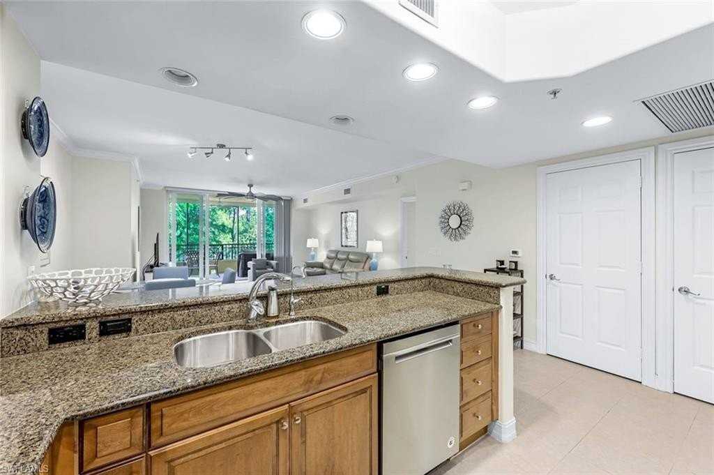 2728 Tiburon Blvd E #A204 - Photo 7 of 20