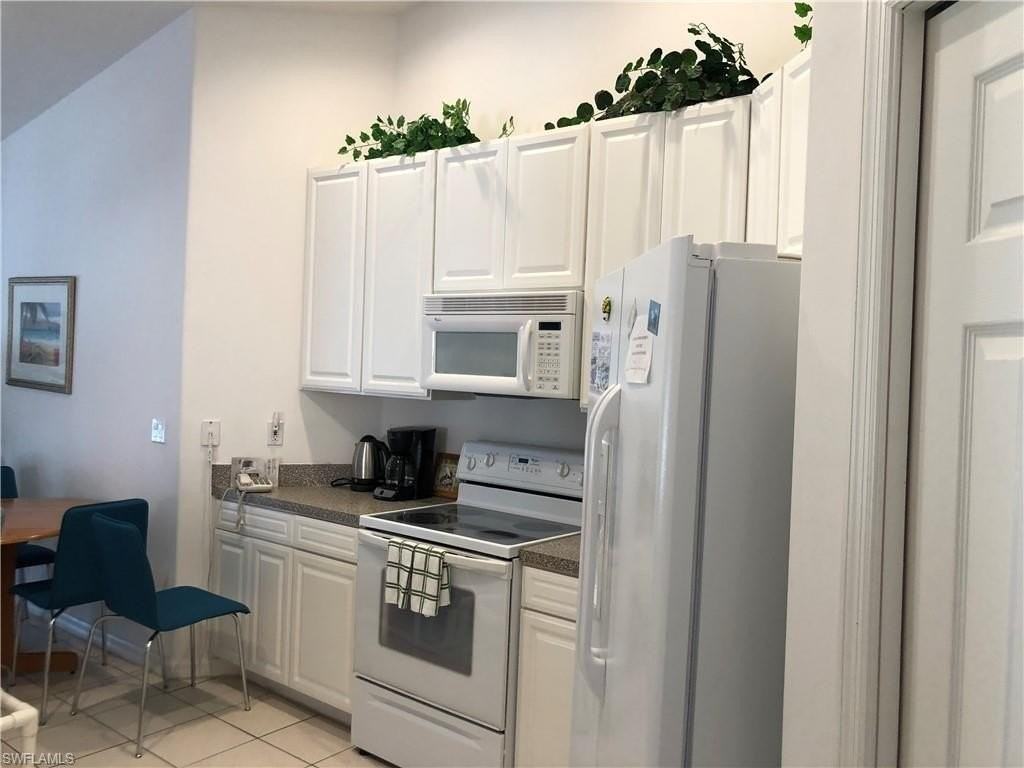 6854 Sterling Greens Dr Apt 201 #201 - Photo 4 of 25