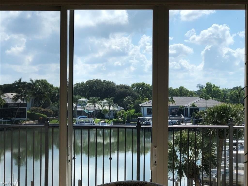 1400 Gulf Shore Blvd N Apt 310 #310 - Photo 5 of 33