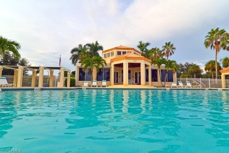 7778 Emerald Cir Apt 204 #204