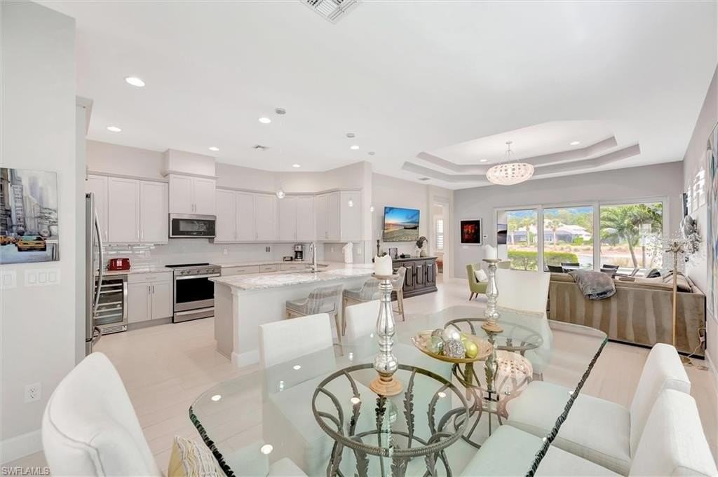 5743 Highbourne Dr - Photo 7 of 27