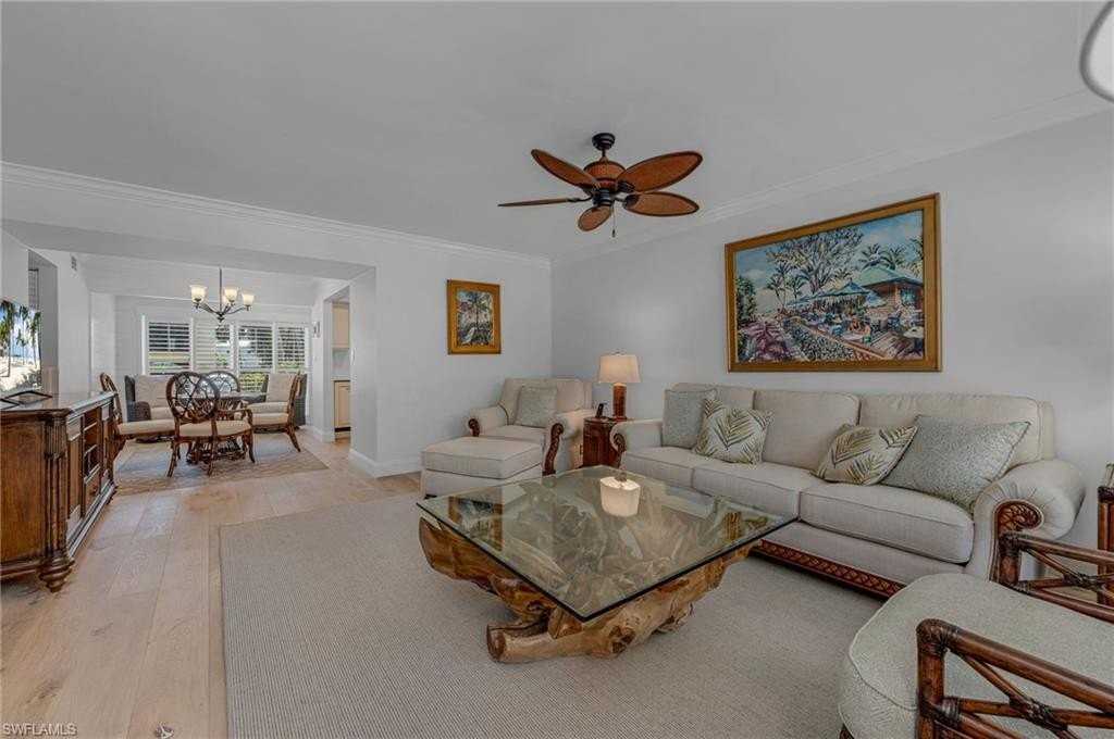 1222 Gordon Dr Apt 3 #3 - Photo 4 of 17