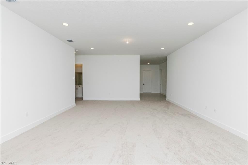 5114 Penella Ave - Photo 3 of 47