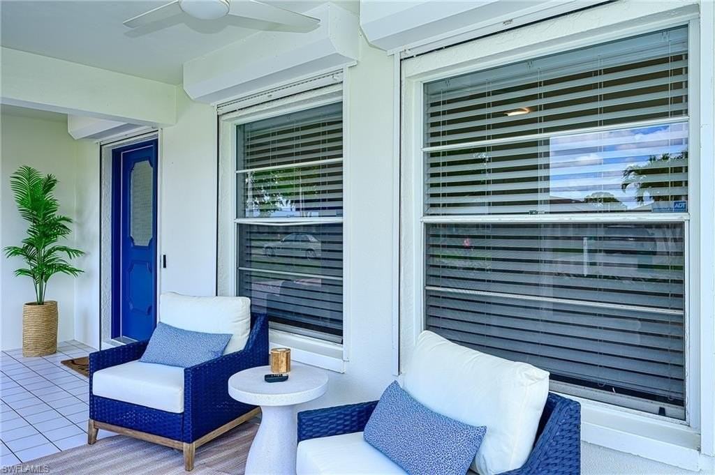 690 100th Ave N - Photo 4 of 33