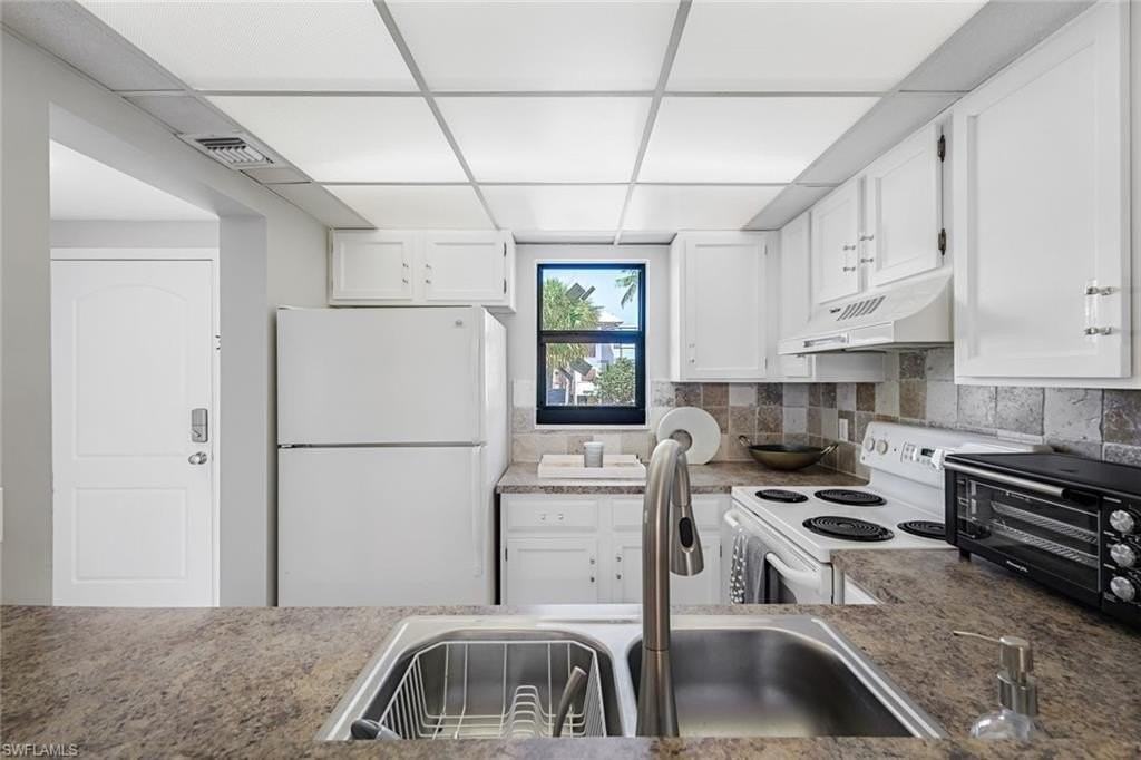 807 River Point Dr Apt 102d #102D - Photo 7 of 32