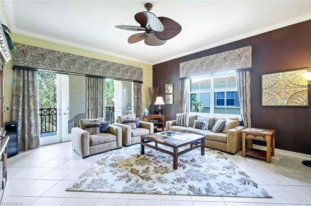 2826 Tiburon Blvd E Apt 103 #103 - Photo 4 of 17