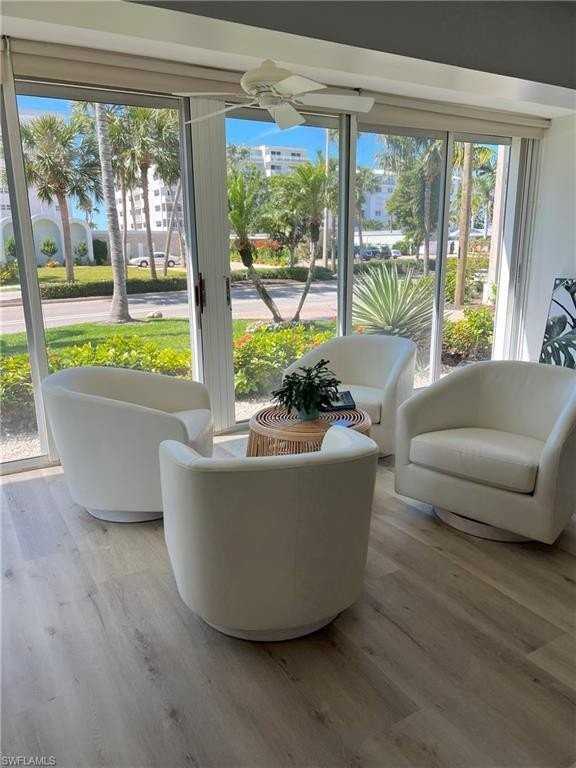 1910 Gulf Shore Blvd N Apt 102 #102 - Photo 5 of 18