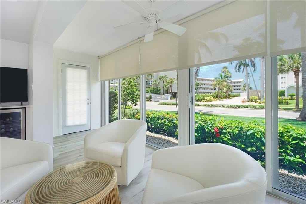 1910 Gulf Shore Blvd N Apt 102 #102 - Photo 6 of 18