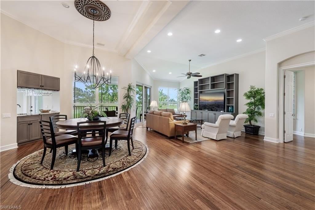 3019 Lancaster Dr Apt 2 #2 - Photo 4 of 35