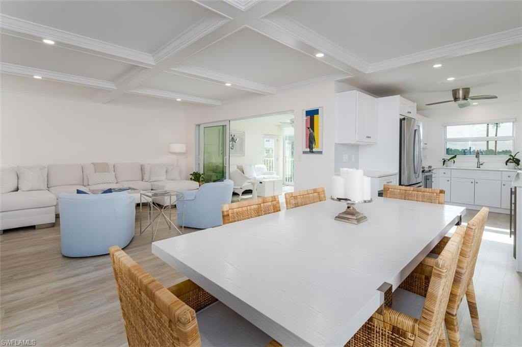 3450 Gulf Shore Blvd N Apt 210 #210 - Photo 7 of 35