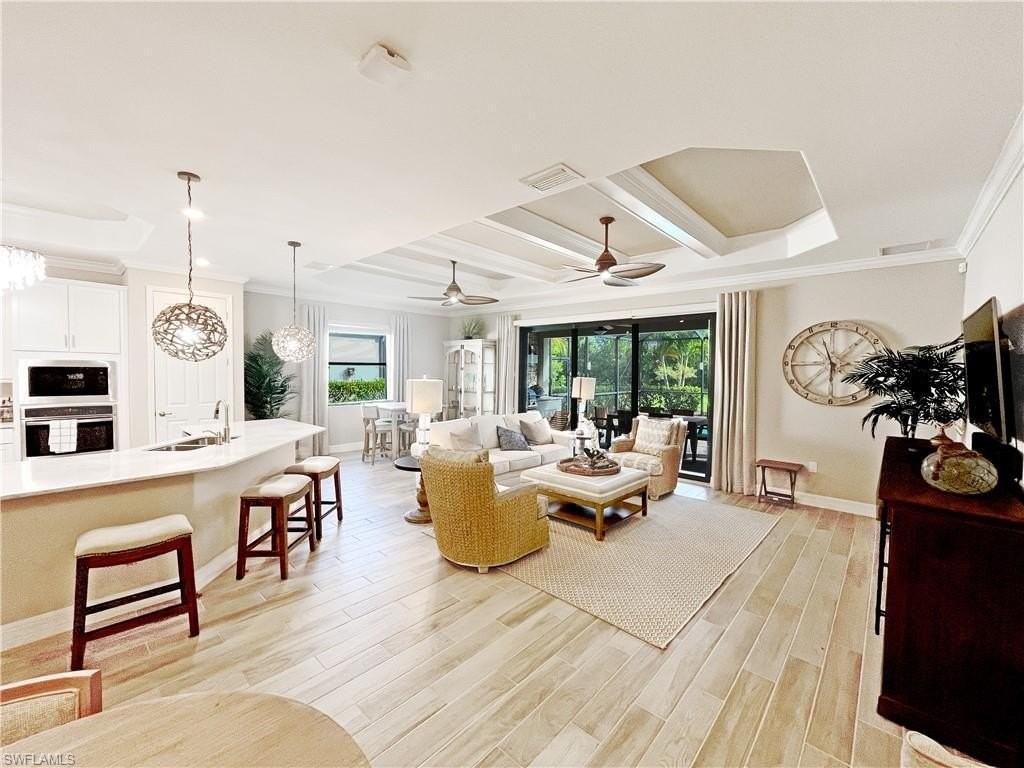 1975 Mustique St - Photo 7 of 42