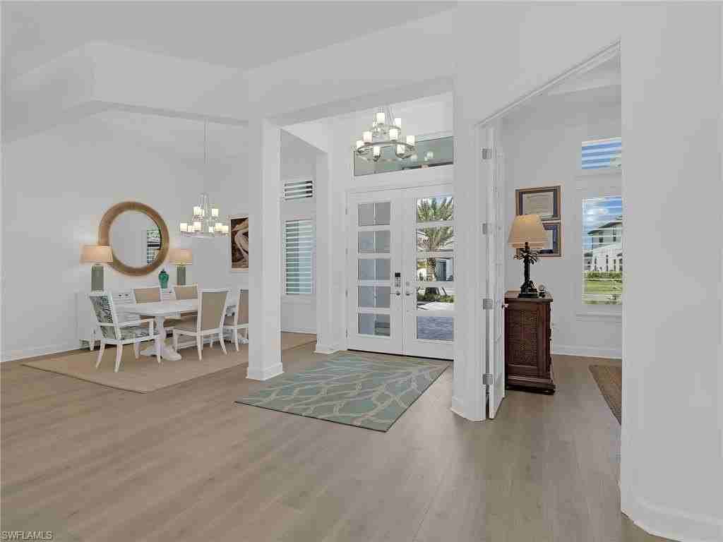 15432 Turin Dr - Photo 4 of 45